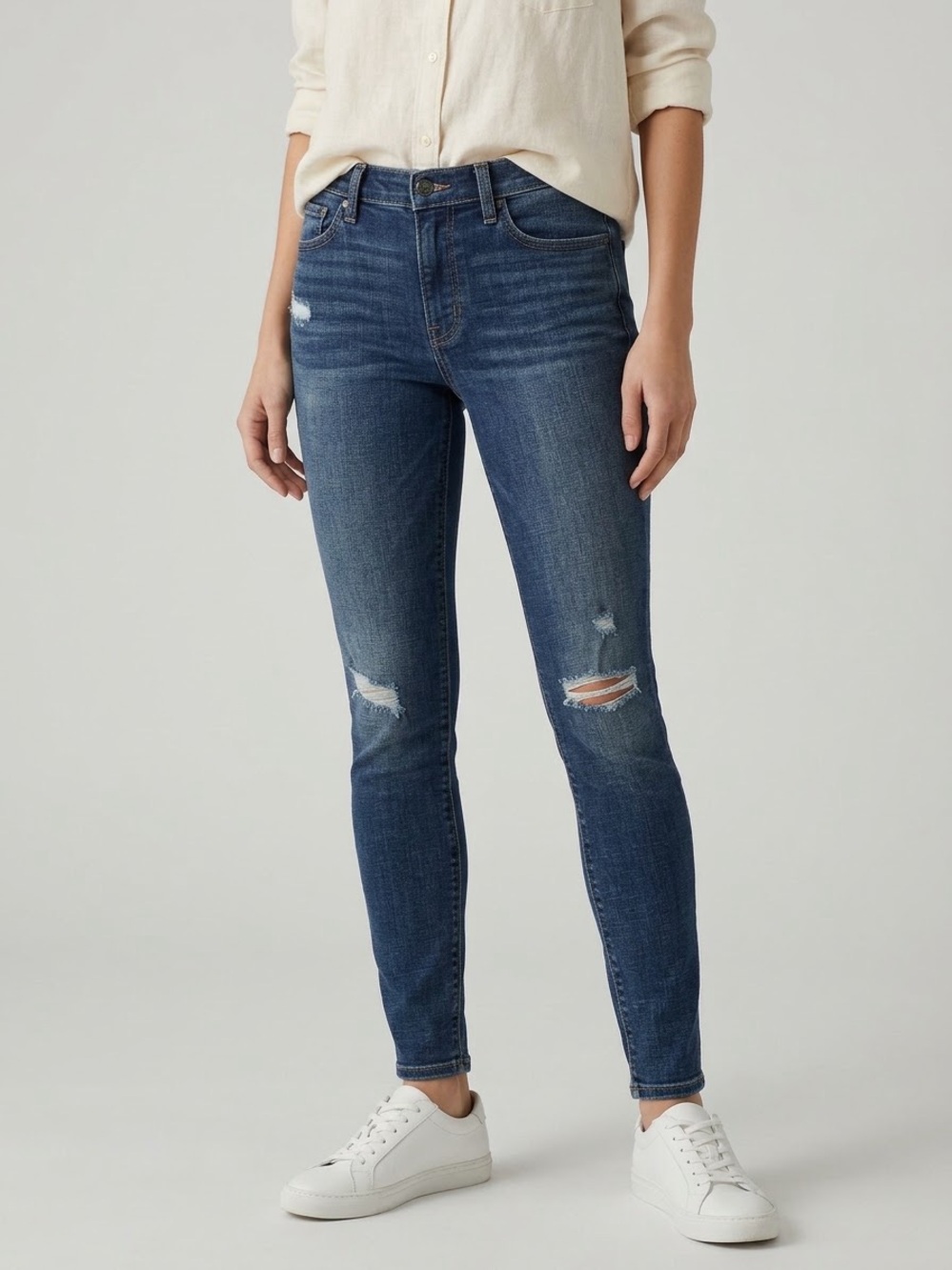 Lucky Brand Mid/High Rise Skinny Jeans in Dark Blue with Knee Rips